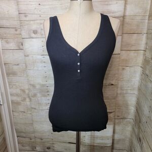 Guess black tank